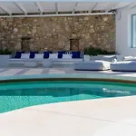 Villa Kiya - Beachfront Villa With Mykonos Town And Sunset Views فيلة Mykonos Town