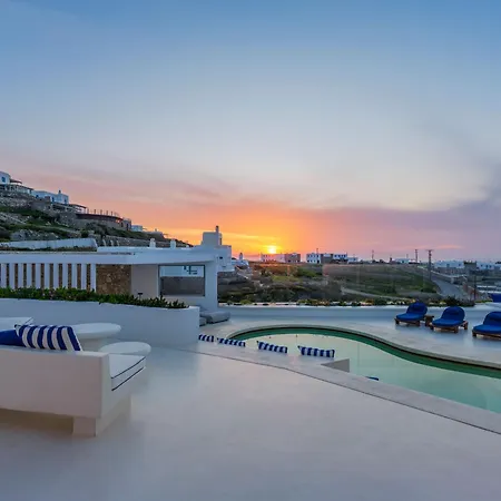 Villa Kiya - Beachfront With And Sunset Views *