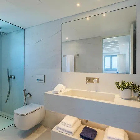 Villa Kiya - Beachfront With And Sunset Views