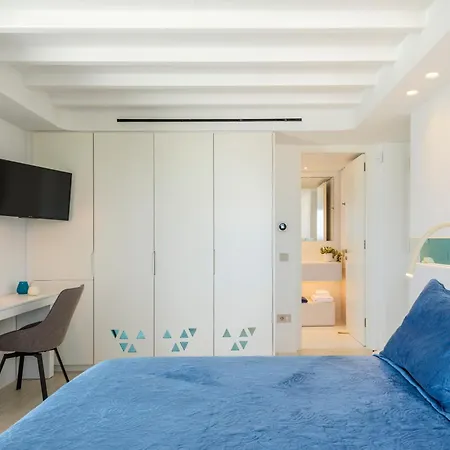 Kiya - Beachfront With And Sunset Views Villa *