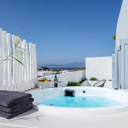 Villa Kiya - Beachfront With And Sunset Views *