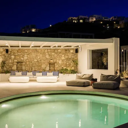 Willa Kiya - Beachfront With And Sunset Views *