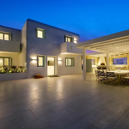 Villa Kiya - Beachfront With And Sunset Views *